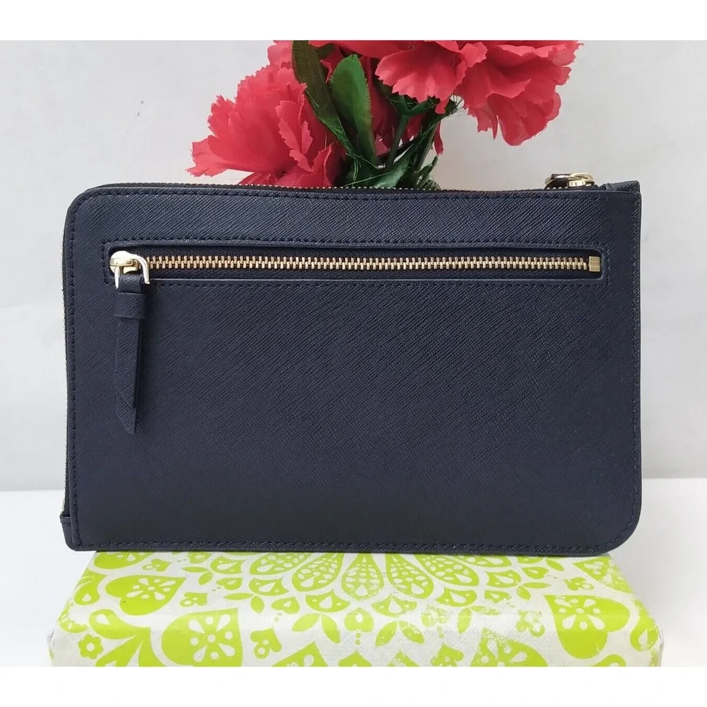 Kate Spade New York Black Leather Zipper Closure Credit Card Wristlet - Wallet